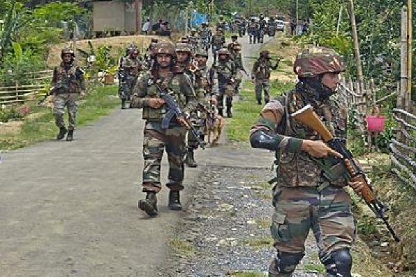 Kuki volunteers 'kidnap' 20 Nagas in fresh flareup